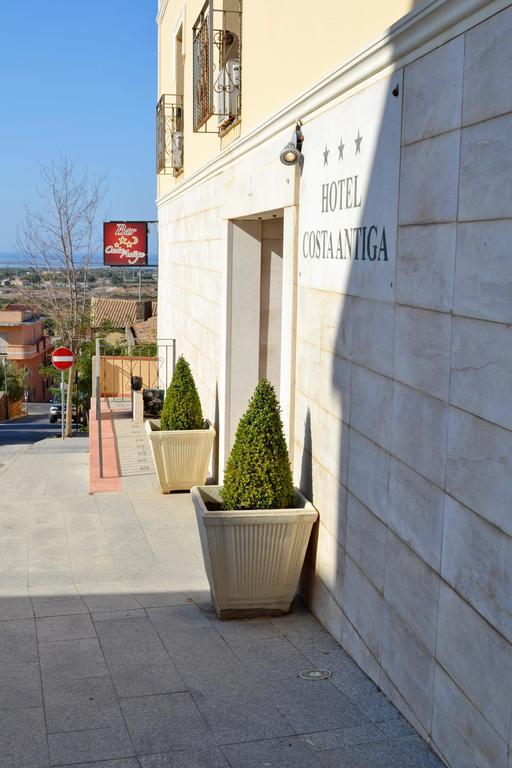 Hotel Costa Antiga SantʼAnna Arresi 外观 照片